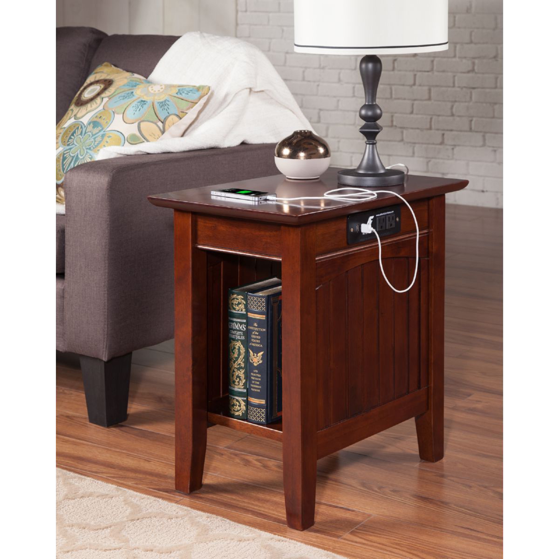 Nantucket chair best sale side table